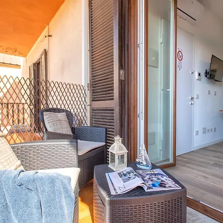 Casa Dell'erica - Trilocale In Centro Альгеро